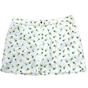 Woman within pineapple skort 24W